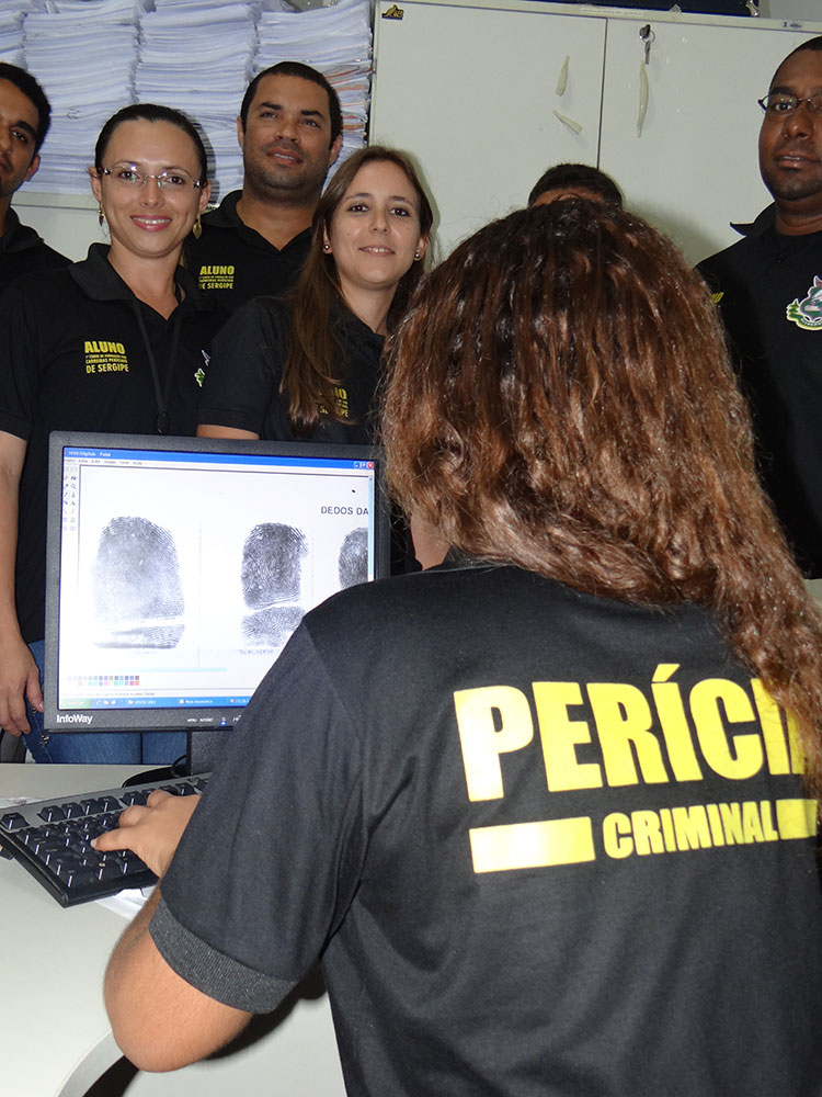 Com chegada de novos equipamentos, IGP qualifica atuação de peritos  criminais e papiloscopistas - Secretaria da Segurança Pública
