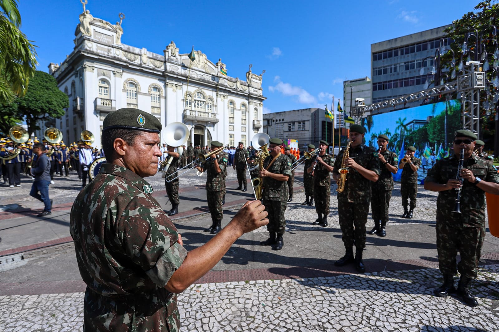 Exército Brasileiro promove exposição no RioMar Aracaju - O que é notícia  em Sergipe