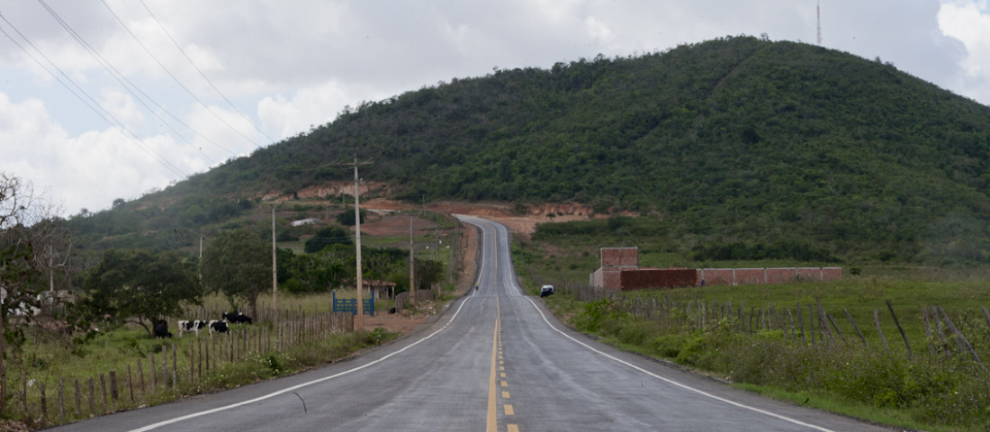 População do Povoado Serra Redonda está realizada com construção de rodovia / Fotos: Marcos Rodrigues