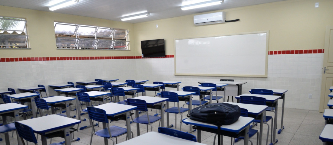 Inauguração da Escola de Esporte Prof. Alan Kardek, uma das 15 obras entregue pelo governo este ano  /  Foto: Maria Odília