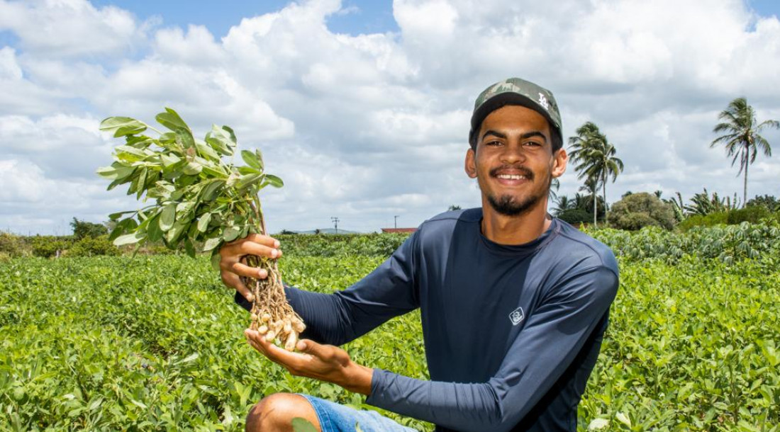 Agricultor irrigante Luciano Oliveira / Foto: Arthuro Paganini