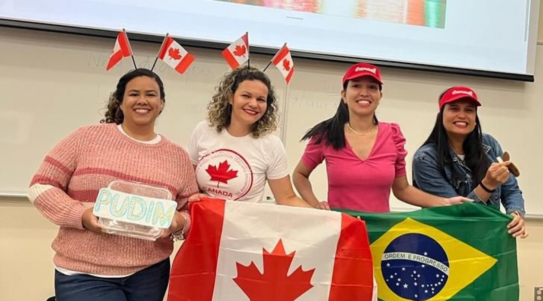 Apresentação de trabalho de Priscila e colegas | Foto: Seduc