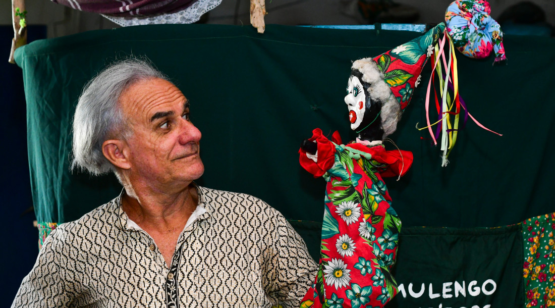 José Augusto Barreto, diretor e bonequeiro do teatro de bonecos ‘Mamulengo de Cheiroso’ | Foto: Erick O'Hara