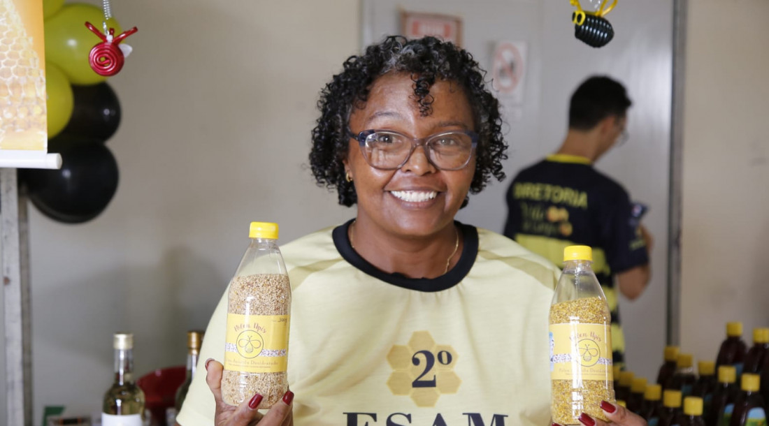 Apicultora de Brejo Grande, Jucilene dos Santos / Fotos: Vieira Neto