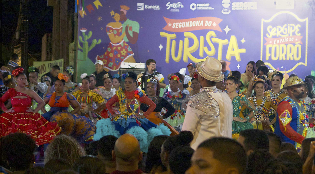 Quadrilha junina Unidos em Asa Branca, de Aracaju, encantou e empolgou o público no dia 29 / Fotos: Vander Alves