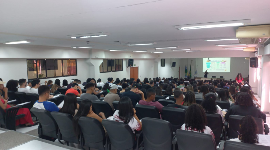 Preparação para o Enem segue focada nos conteúdos tradicionais // Foto : Divulgação/ Seduc