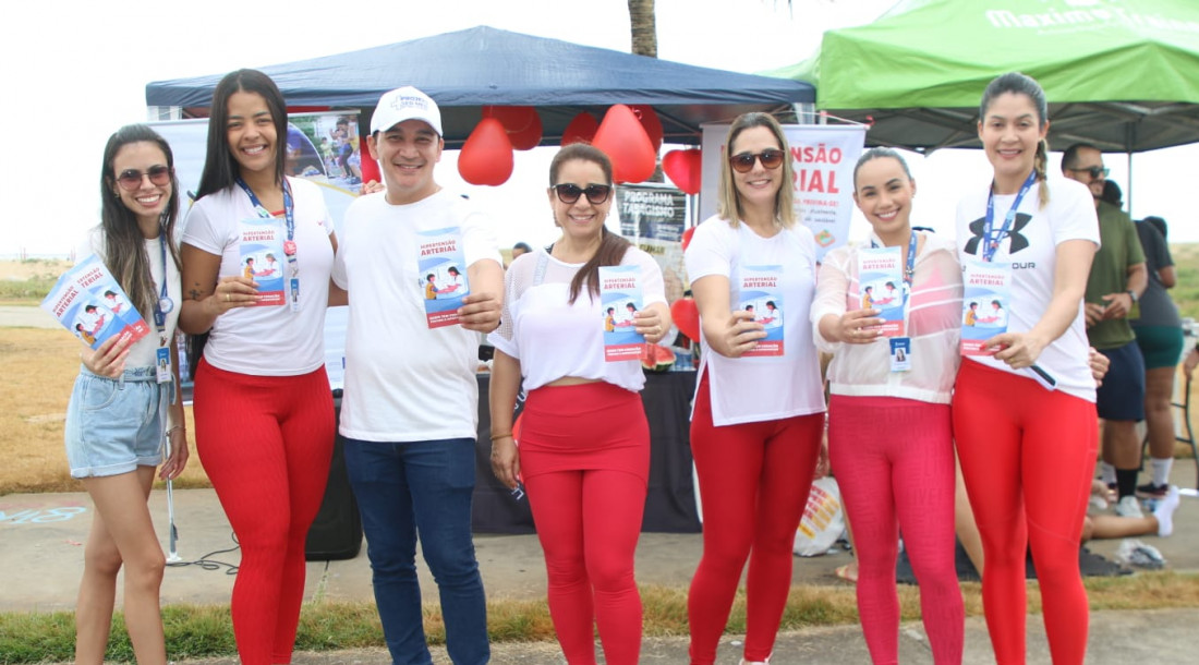Foi ofertado aferição de pressão arterial, glicemia e entrega de material educativo sobre o tema //Foto: Valter Sobrinho