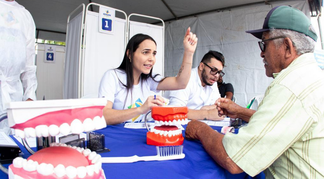 Entre os serviços disponibilizados, estão o programa Sorrir Sergipe e os Centros de Especialidades Odontológicas / Foto: Ascom SES