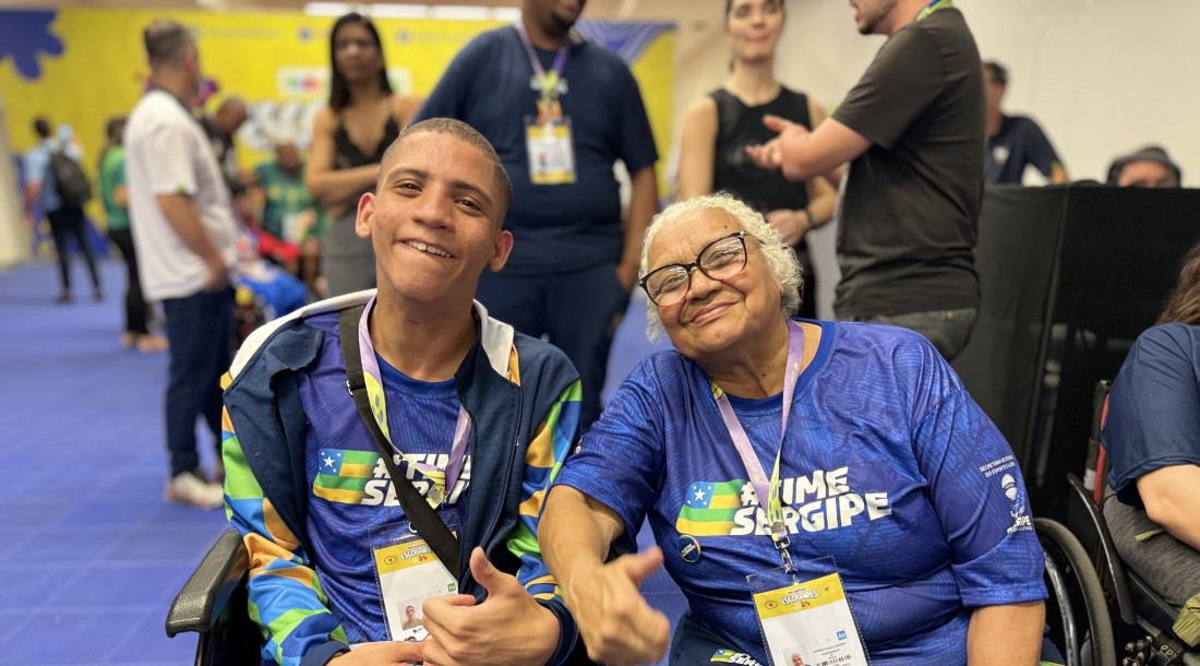 Paratleta Sérgio Cauã carregou a bandeira de Sergipe na cerimônia de abertura das Paralimpíadas Escolares 2024, que acontece em SP  /  Fotos: Ascom Seel