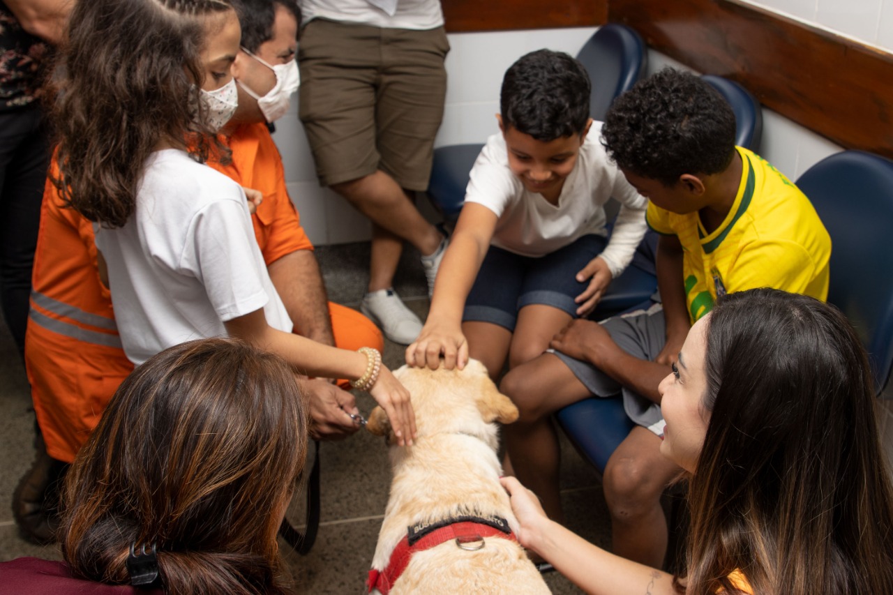 O trabalho do canil vai além de operações de resgastes, também inclui iniciativas como a cinoterapia, que leva conforto e alegria a hospitais, escolas e instituições de apoio // Foto: Arquivo/ CBMSE