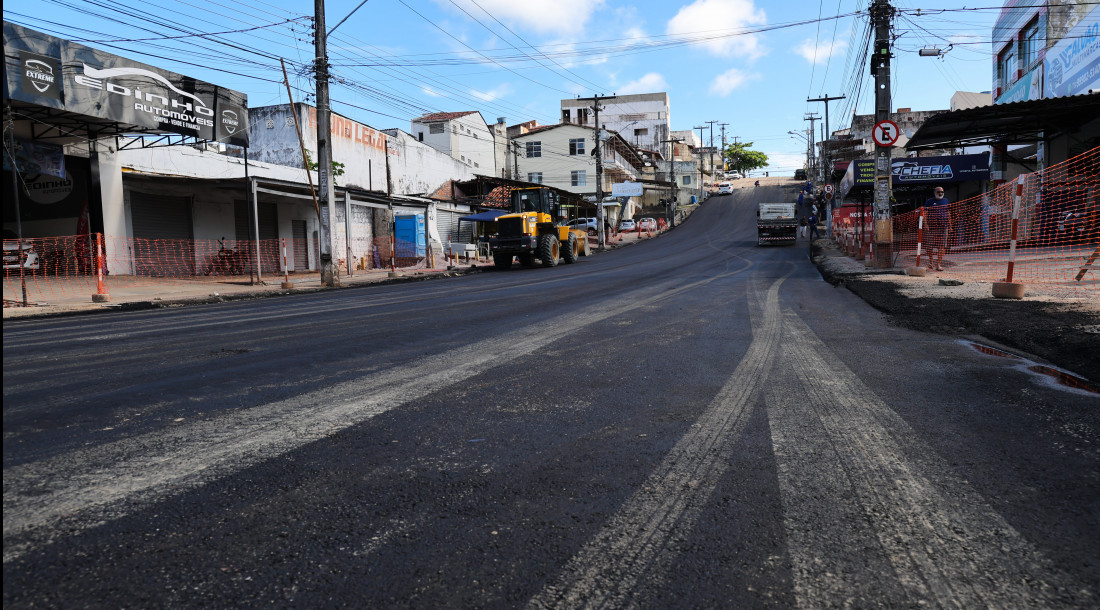 Deso conclui recapeamento da Avenida Pedro Calazans   /  Foto: Igor Matias