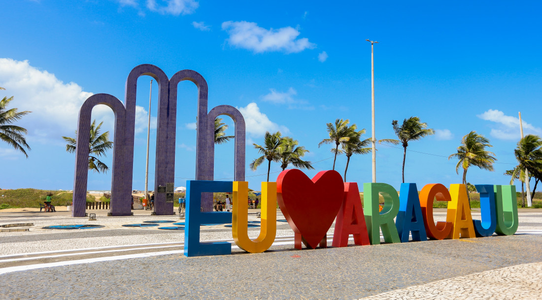 Arcos da Orla da Atalaia compõem o ponto turístico mais famoso de Aracaju / Foto: Max Carlos/Setur