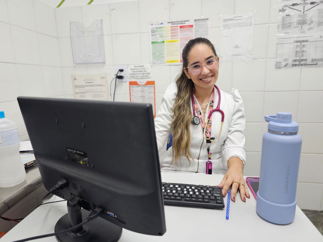 Dra. Isabela orienta cuidados com as crianças durante as férias escolares / Foto: Ascom Hospital da Criança
