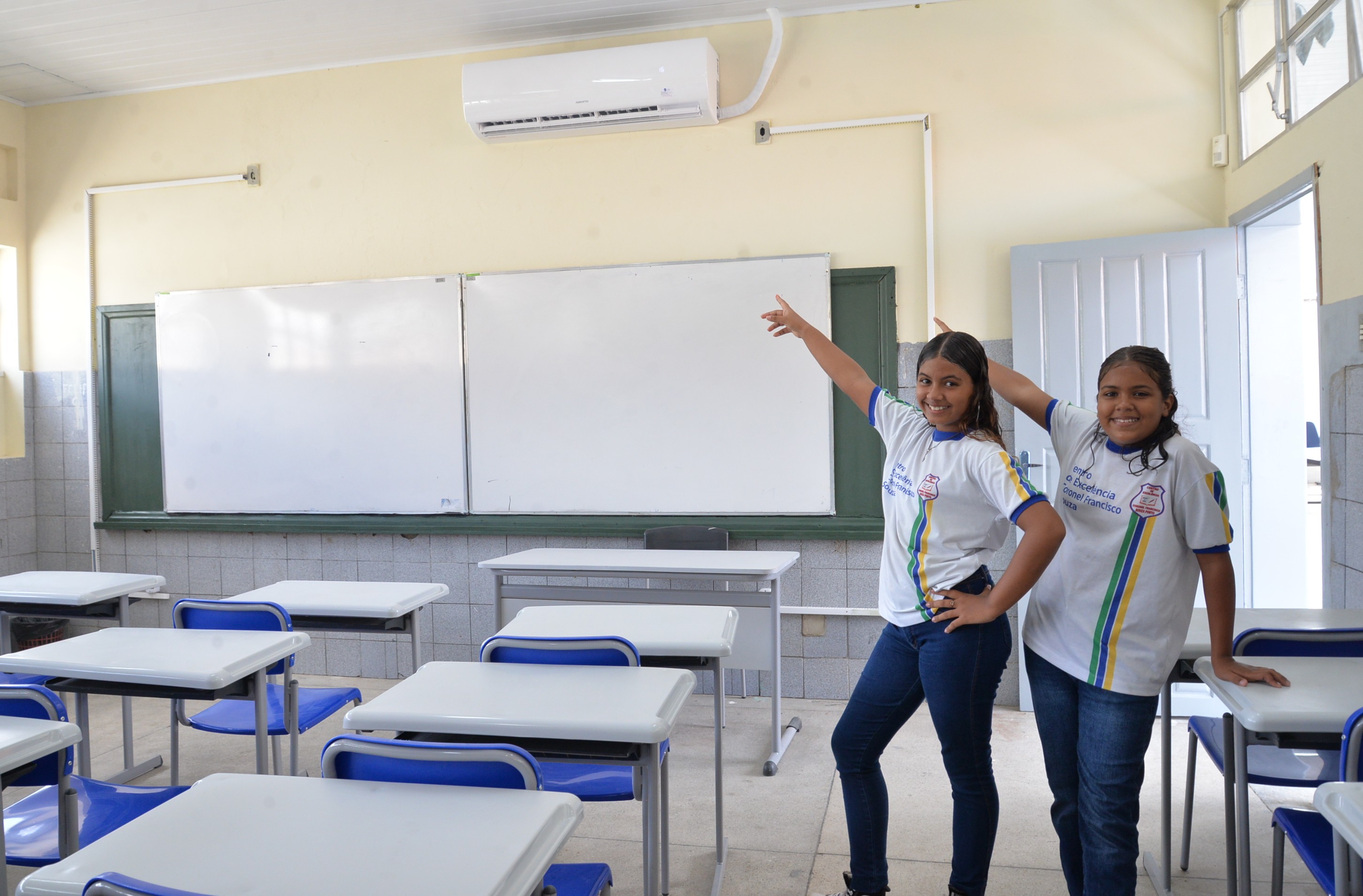 Agora as alas de aula, auditório, biblioteca e sala de informática possuem aparelhos de ar-condicionado / Fotos: Ascom Seduc
