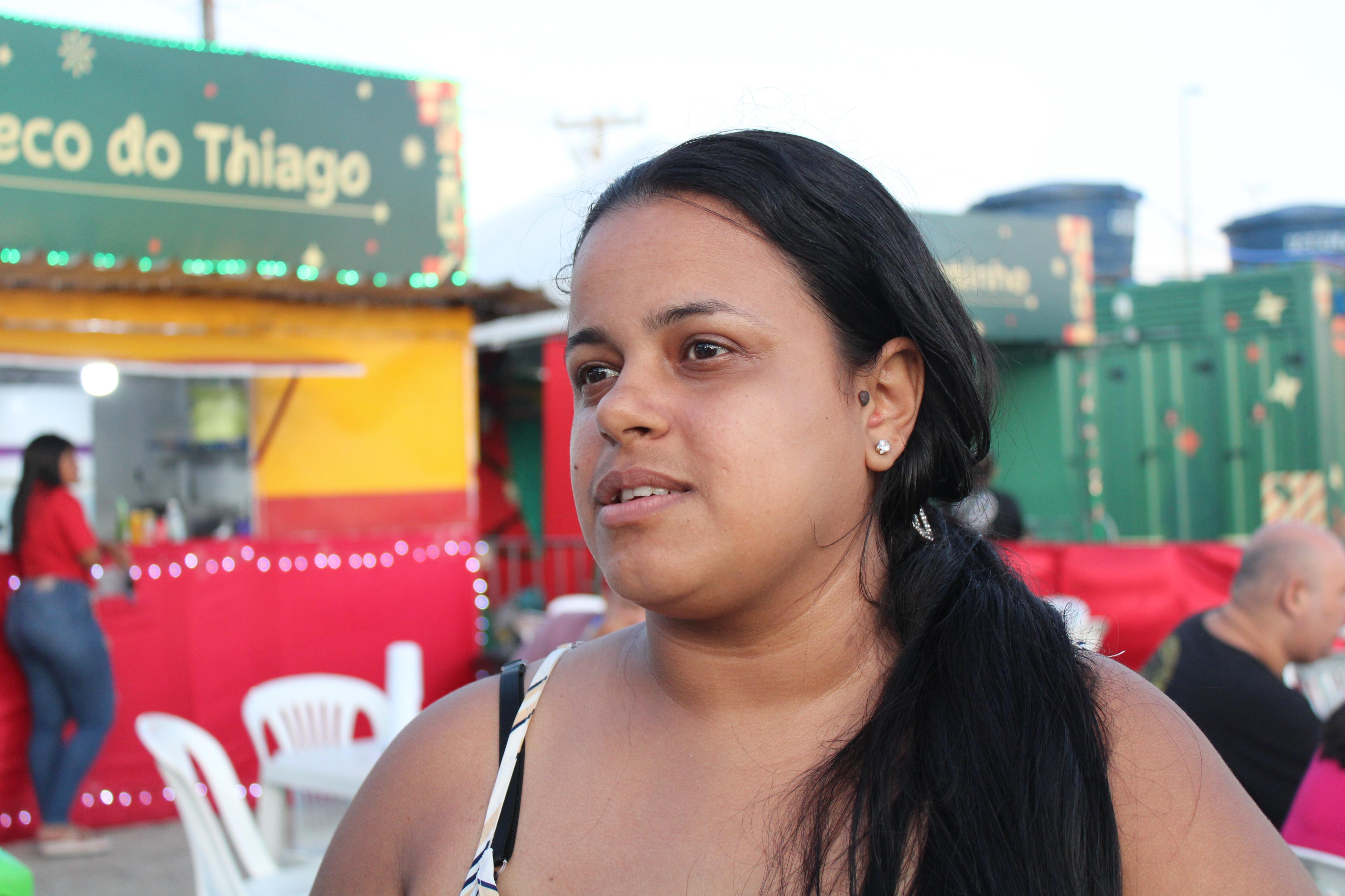 Vendedora Ketteli de Oliveira