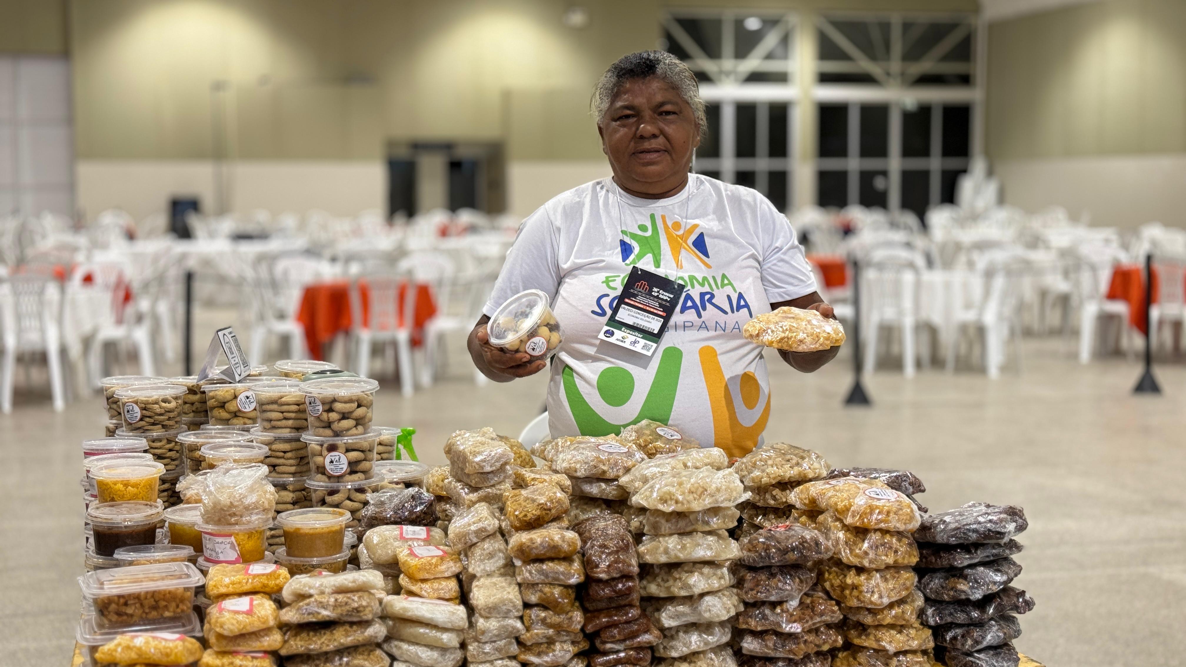 Doceira Valdeci Conceição | Foto: Seteem
