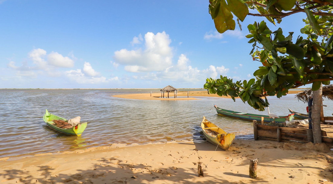 Praia de Ponta dos Mangues, em Pacatuba, é puro bucolismo em forma de beleza natural / Foto: Max Carlos/Setur