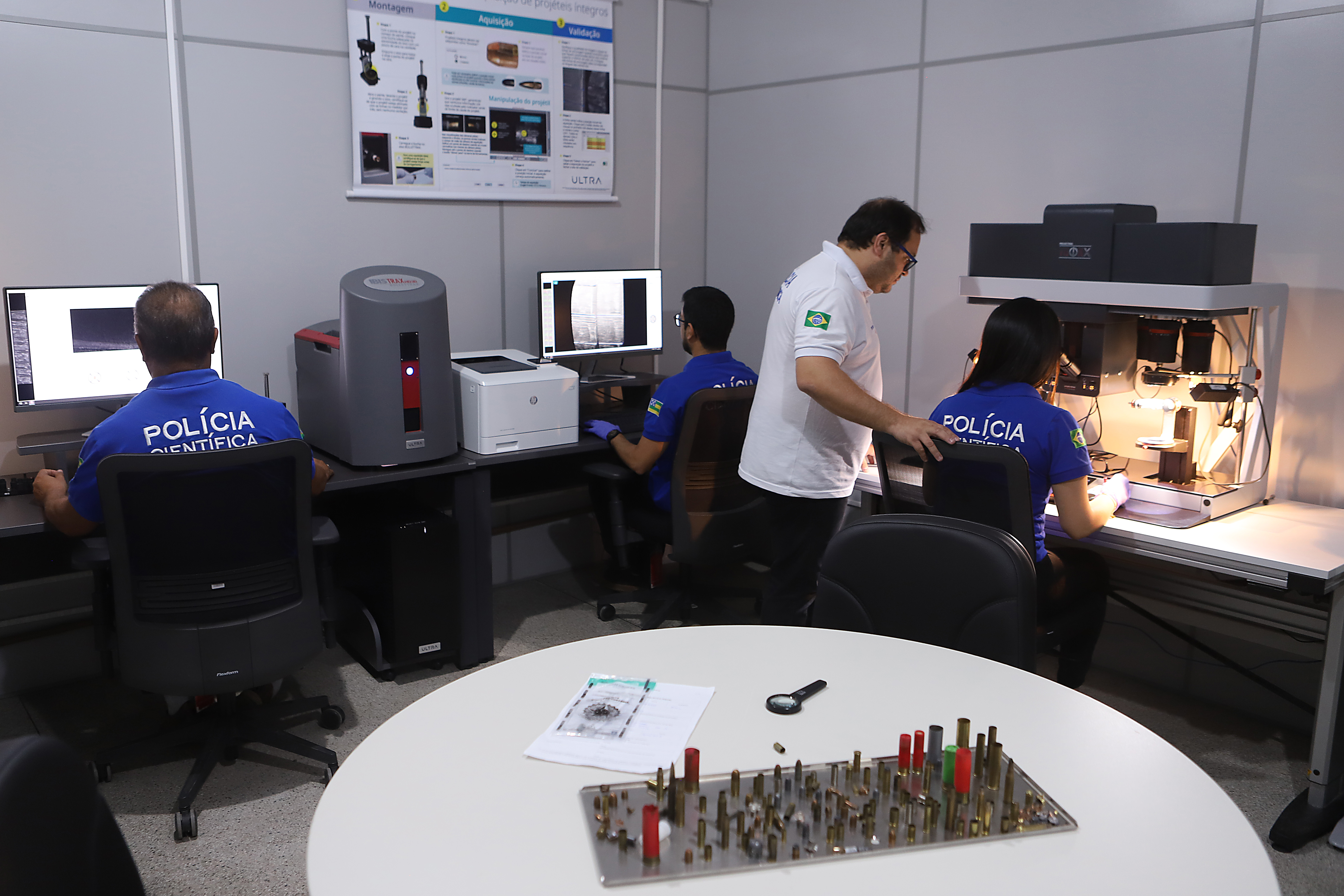 Para fortalecer a atuação técnica e científica dos peritos oficiais de Sergipe, o Instituto de Criminalística recebeu novas tecnologias em 2024