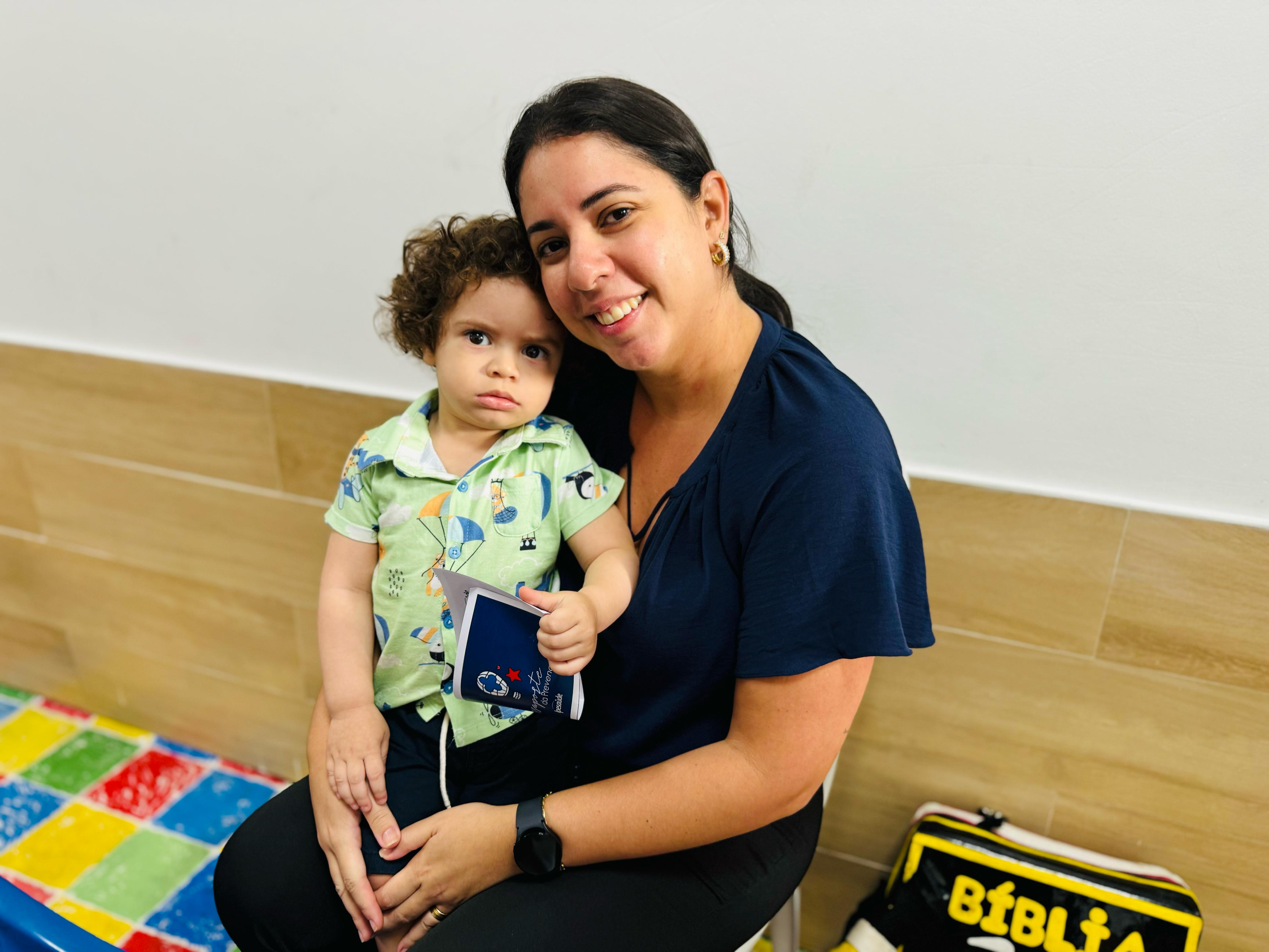 Juliane Araújo, mãe de beneficiário / Foto: Ascom Ipesaúde