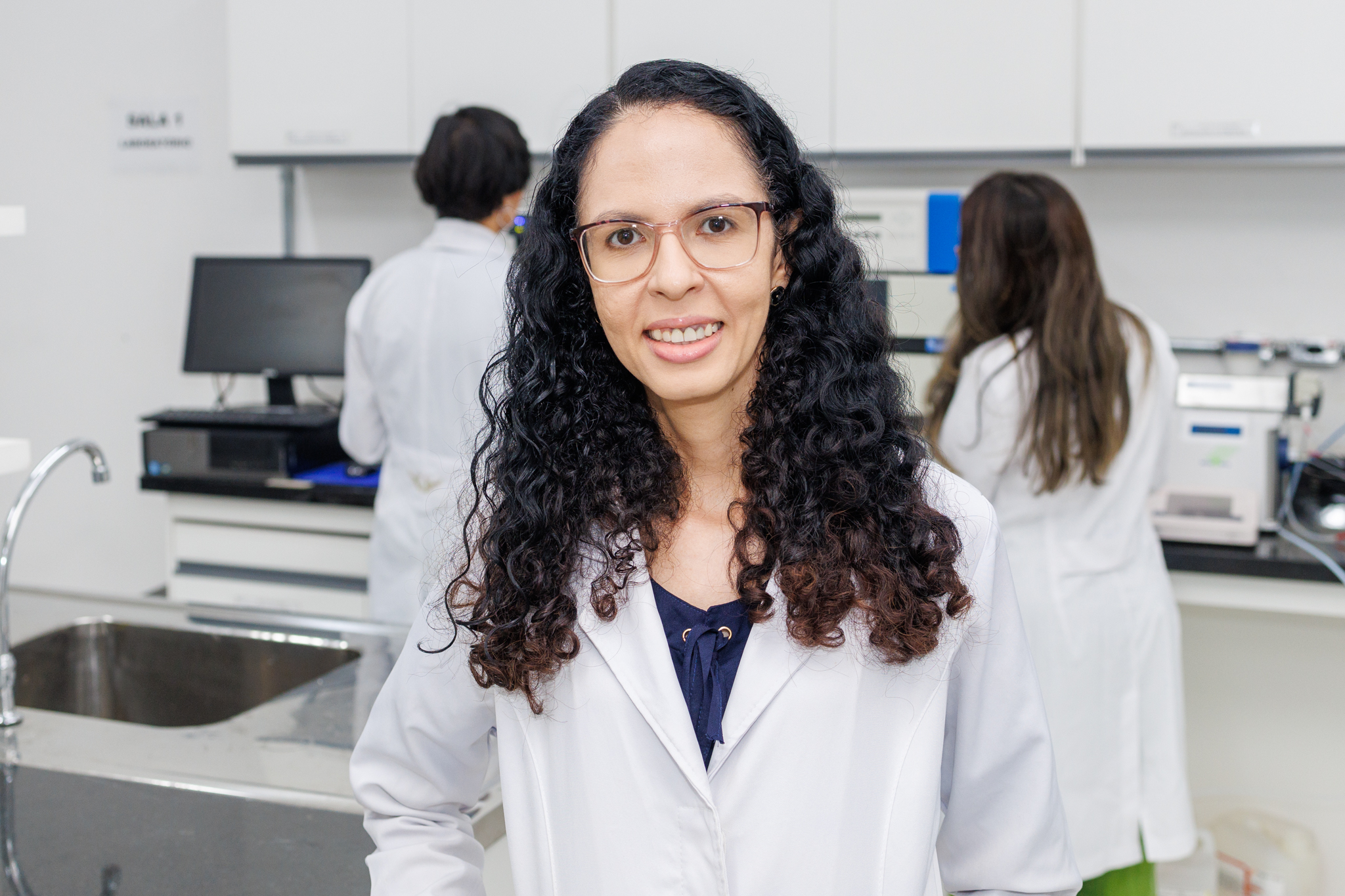 Coordenado pela pesquisadora Julianna karla Santana Andrade, o estudo ´Controle de Qualidade em Alimentos e Bebidas Industrializados: Avaliação de Parâmetros de Qualidade, Verificação de Adulterações em Alimentos, Quantificação e Validação de Métodos’ //Foto: Igor Matias