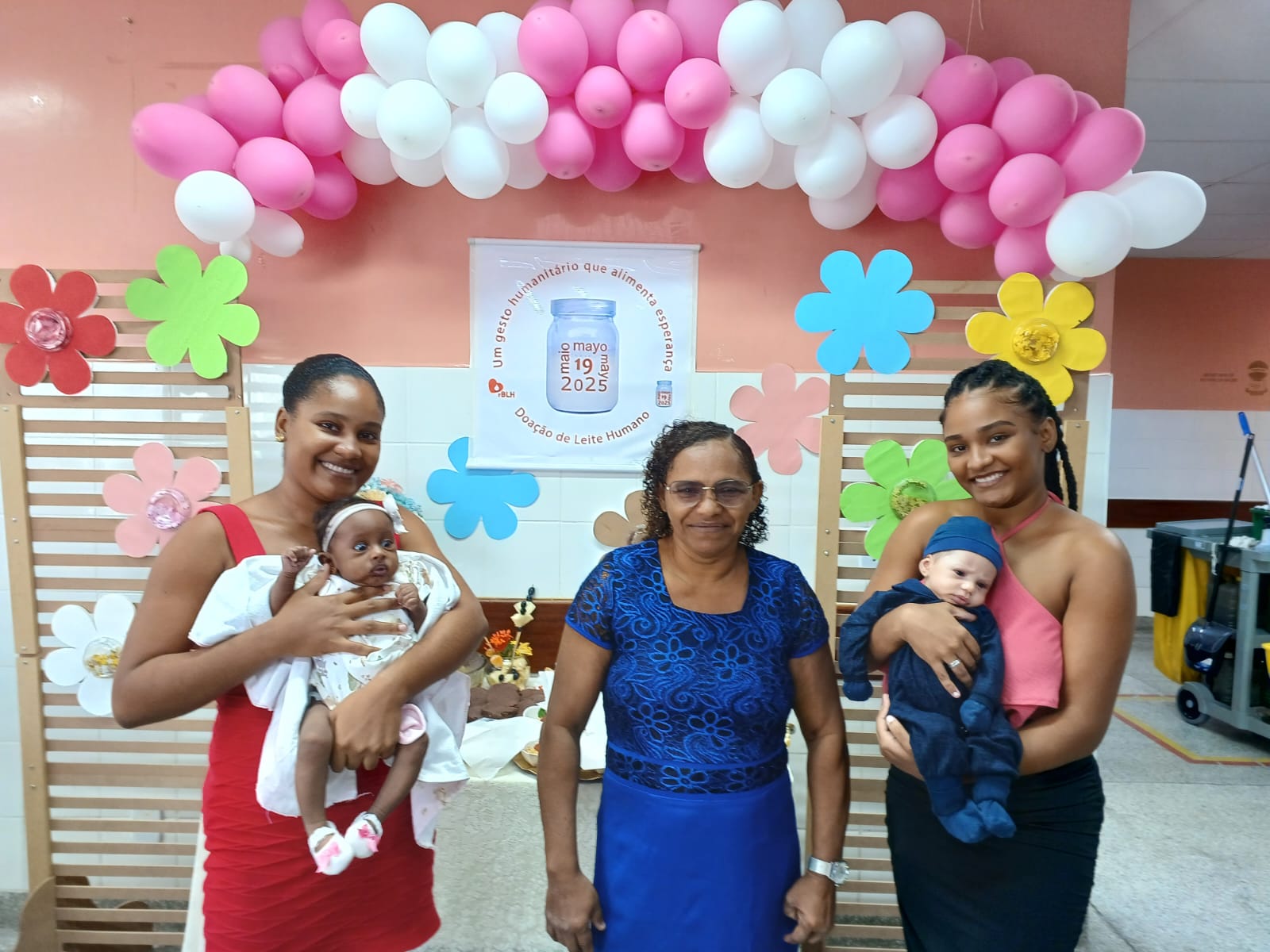 As mães e doadoras Mislene Santos Bispo, Rosana dos Santos e Franciele Santos Bispo / Foto: Ascom SES