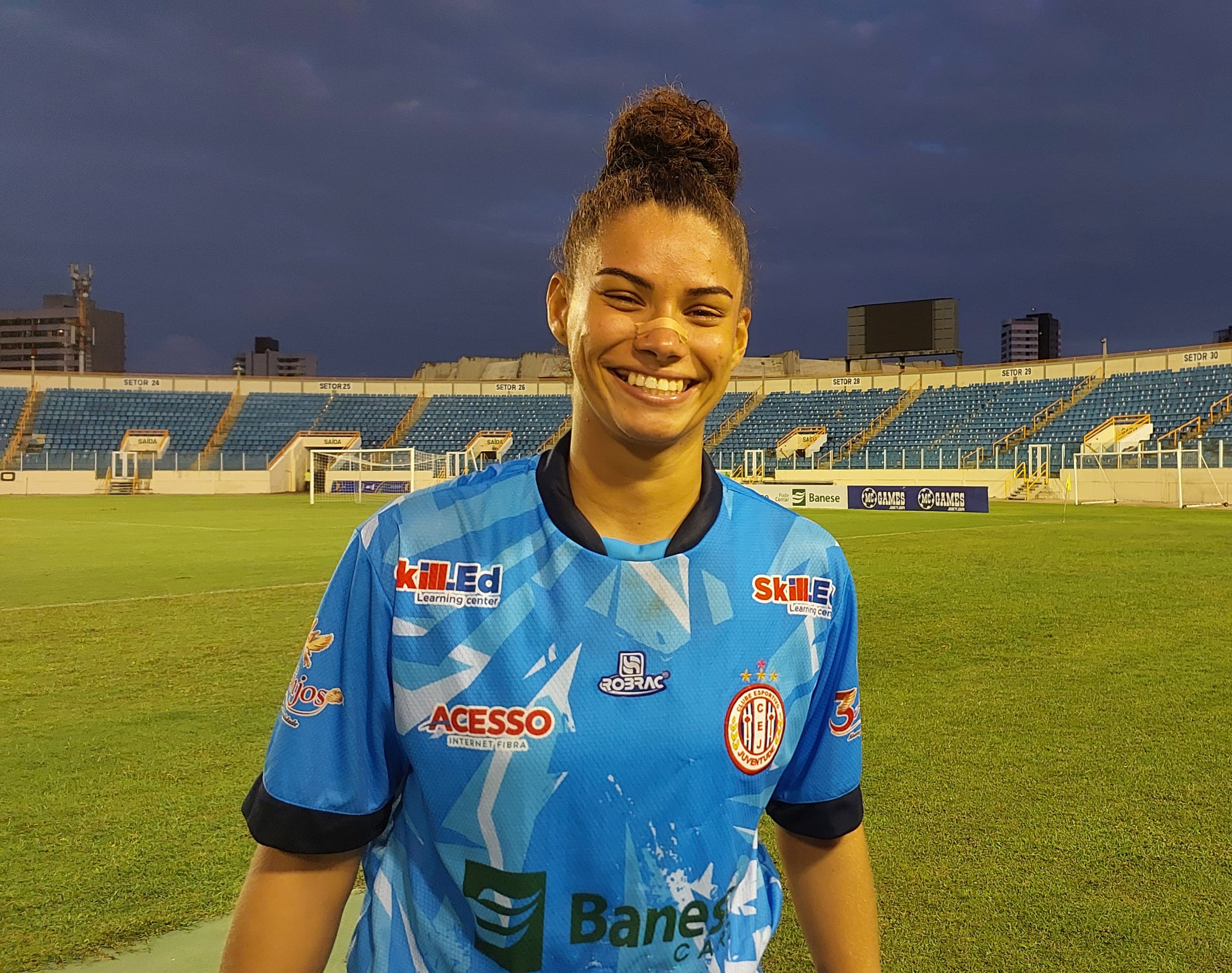 A goleira Gabriela Gonçalves pegou um pênalti e foi fundamental na classificação / Foto: Ascom Seel