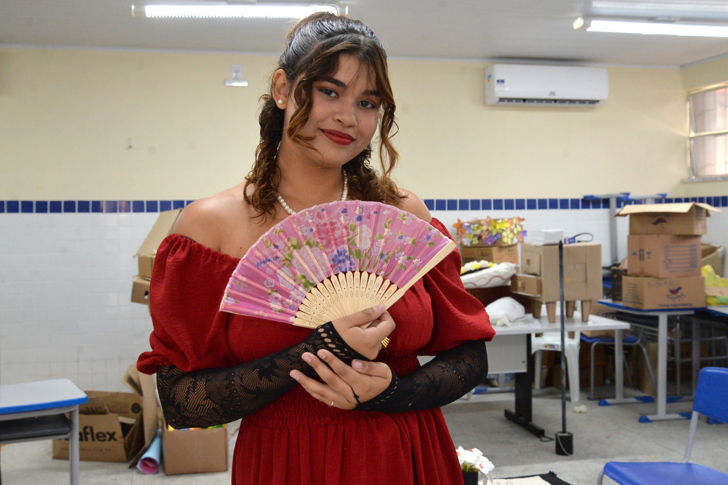 A aluna Luiza Antônia interpretou a protagonista Rita na releitura da obra 'Um apólogo' / Foto: Maria Odília/Seduc