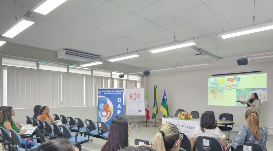 Profissionais reforçam cuidados com a saúde da criança e aleitamento materno /  Fotos: Nucom Funesa
