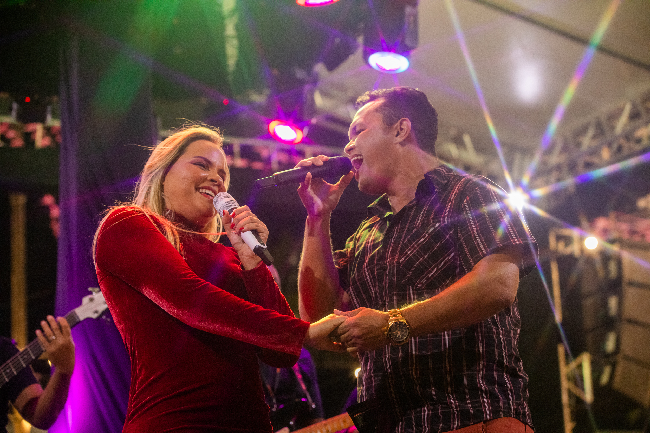 Banda Capim Canela animou quem estava na arena de shows durante os intervalos / Foto: Diego Souza