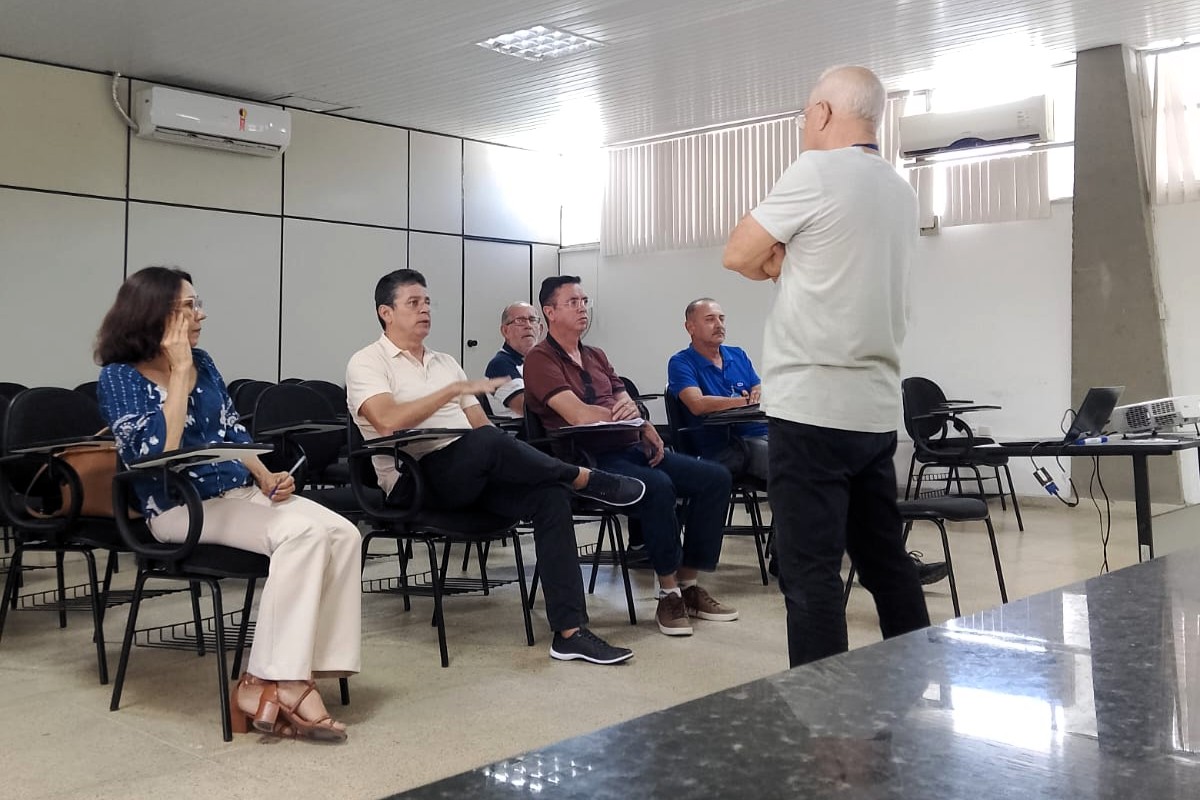 Receberam o treinamento na Emdagro, os técnicos da Coderse Maria Terezinha Albuquerque, Roberto Marques (coordenador Operacional da Dirir), Carlos Valério Lafaiete e Sandro Prata // Foto: Jacarecica II (Coderse)