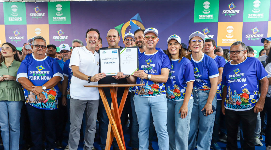 Governador Fábio Mitidieri assina ordens de serviço para melhoria de vida da população de Feira Nova / Foto: Arthur Soares