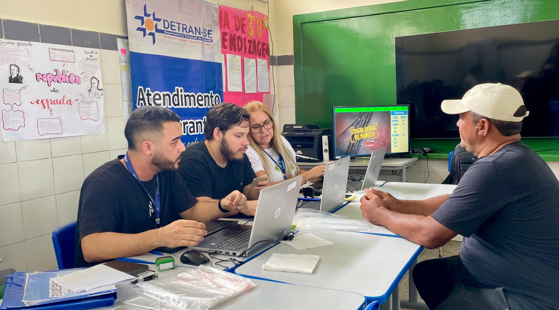 Atendimento do Detran-SE no 'Sergipe é aqui' ofertou dezenas de serviços e esclareceu dúvidas de participantes / Foto: Ascom/Detran-SE