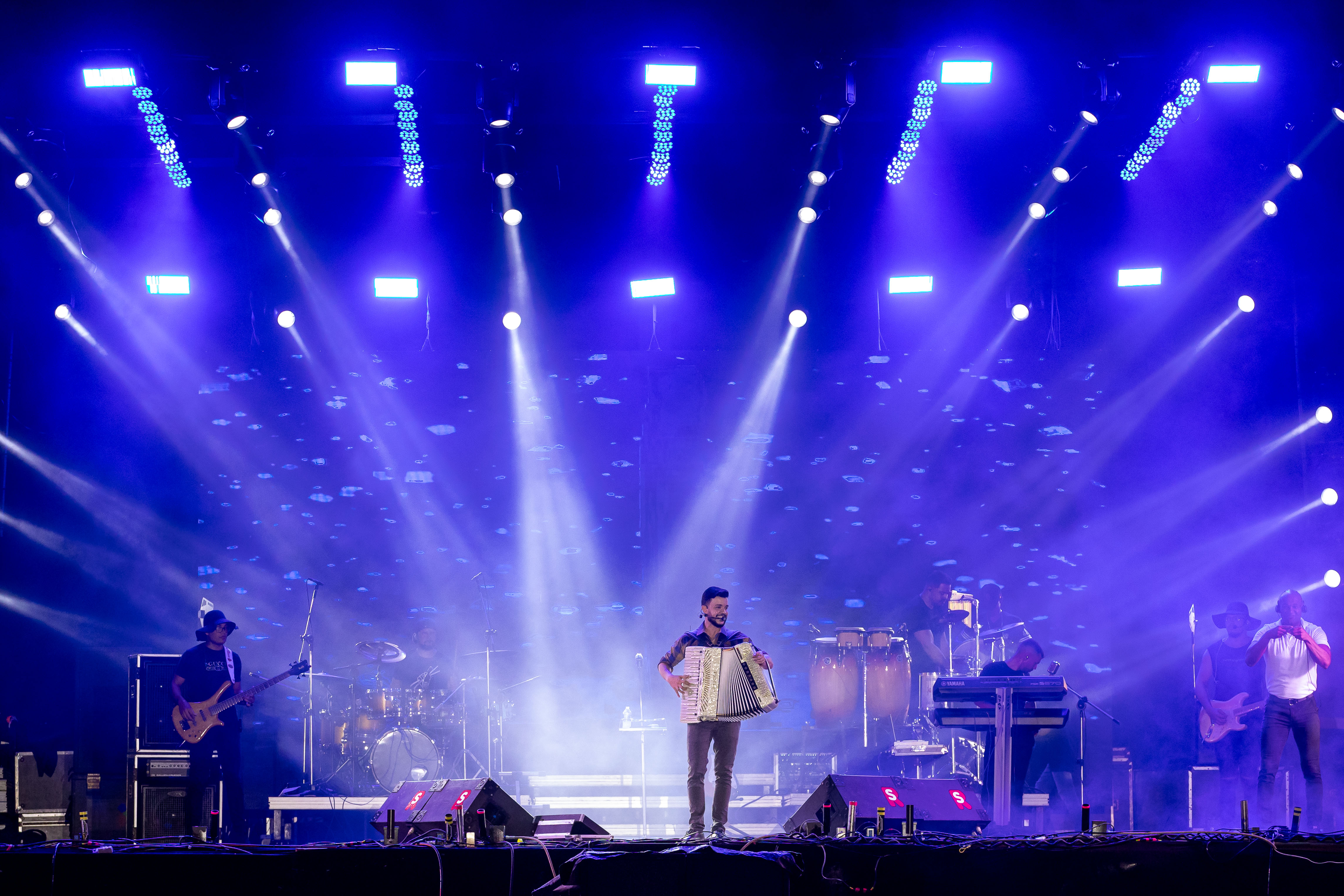 Elton Motta abrirá os shows da noite/Foto: Isis Oliveira