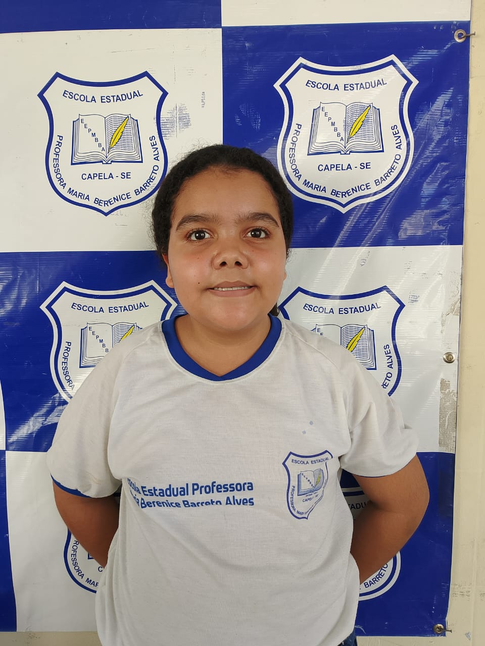 Aluna Ana Victoria