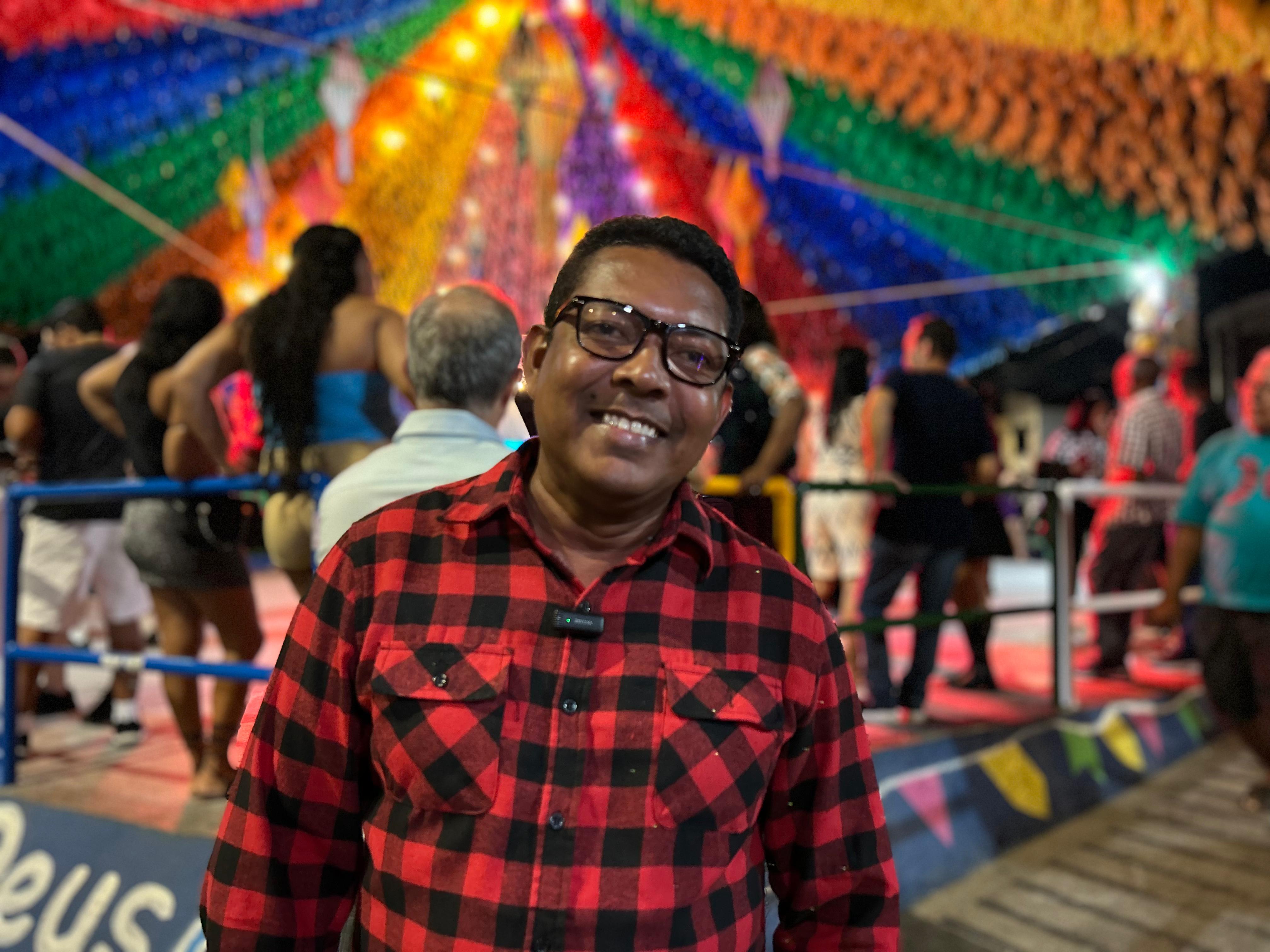 Djenal Fernando fez questão de destacar a beleza e a riqueza cultural da tradicional Rua São João