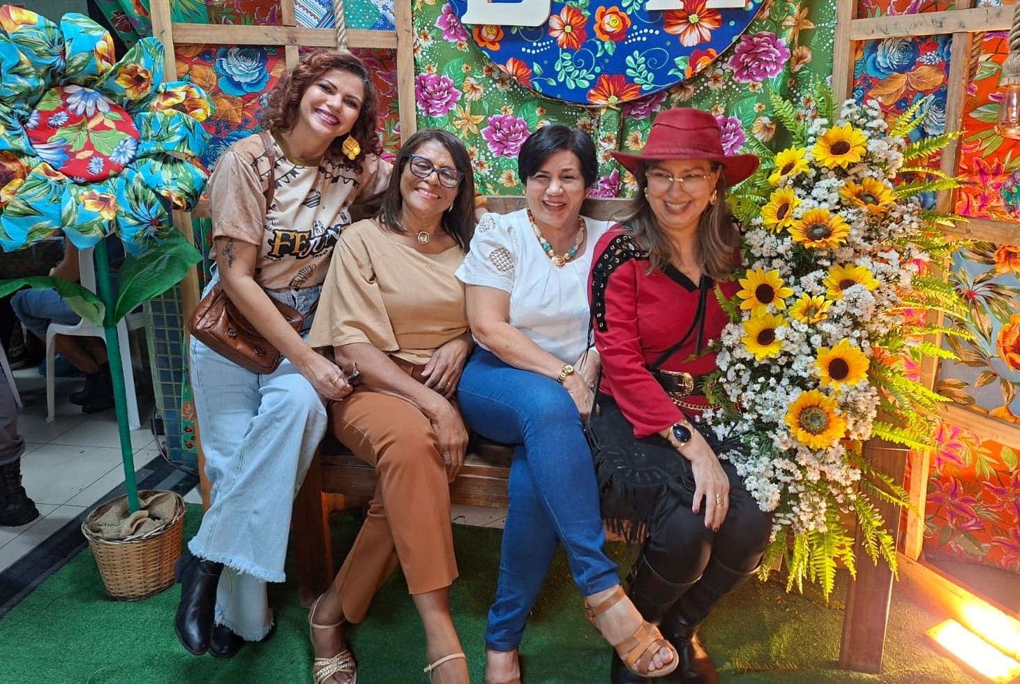 Maria Aparecida Lopes de Lacerda equipe de gestão do Colégio Estadual Alceu Amoroso, em Aracaju