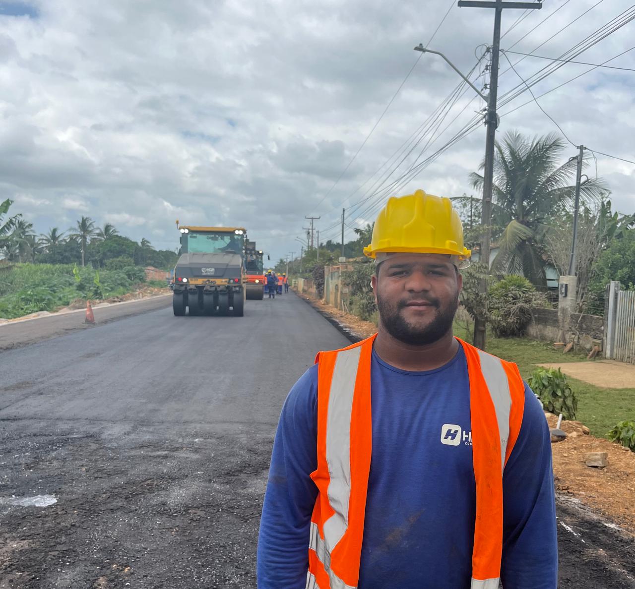 O ajudante de obra Athaun Carlos Melo Prado destacou que a reestruturação é um sonho concretizado / Foto: Ascom DER