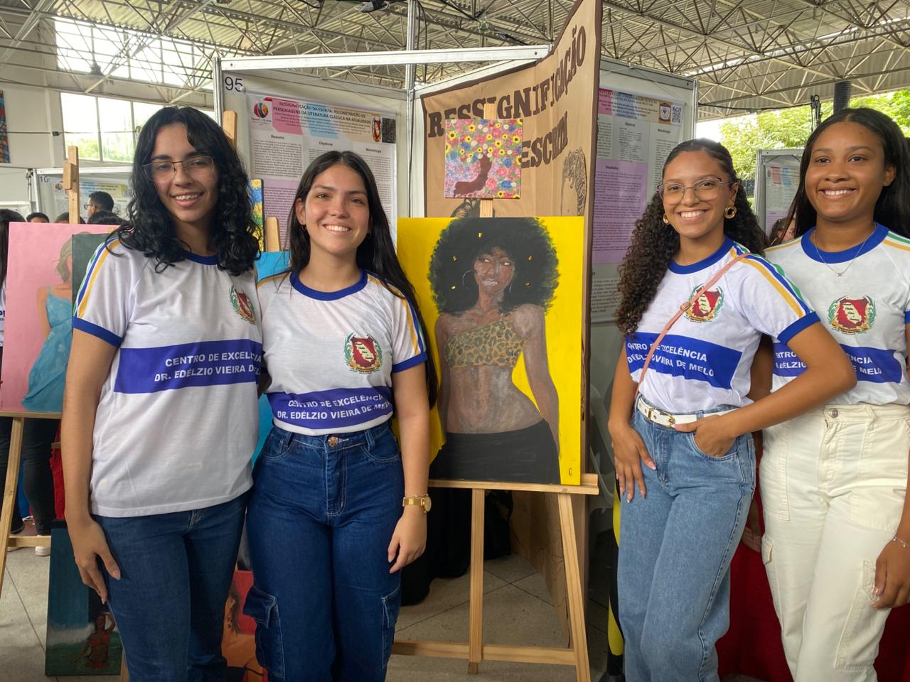 Apresentação do projeto ‘Ressignificação da escrita: reconstrução de personagens da literatura clássica na atualidade’