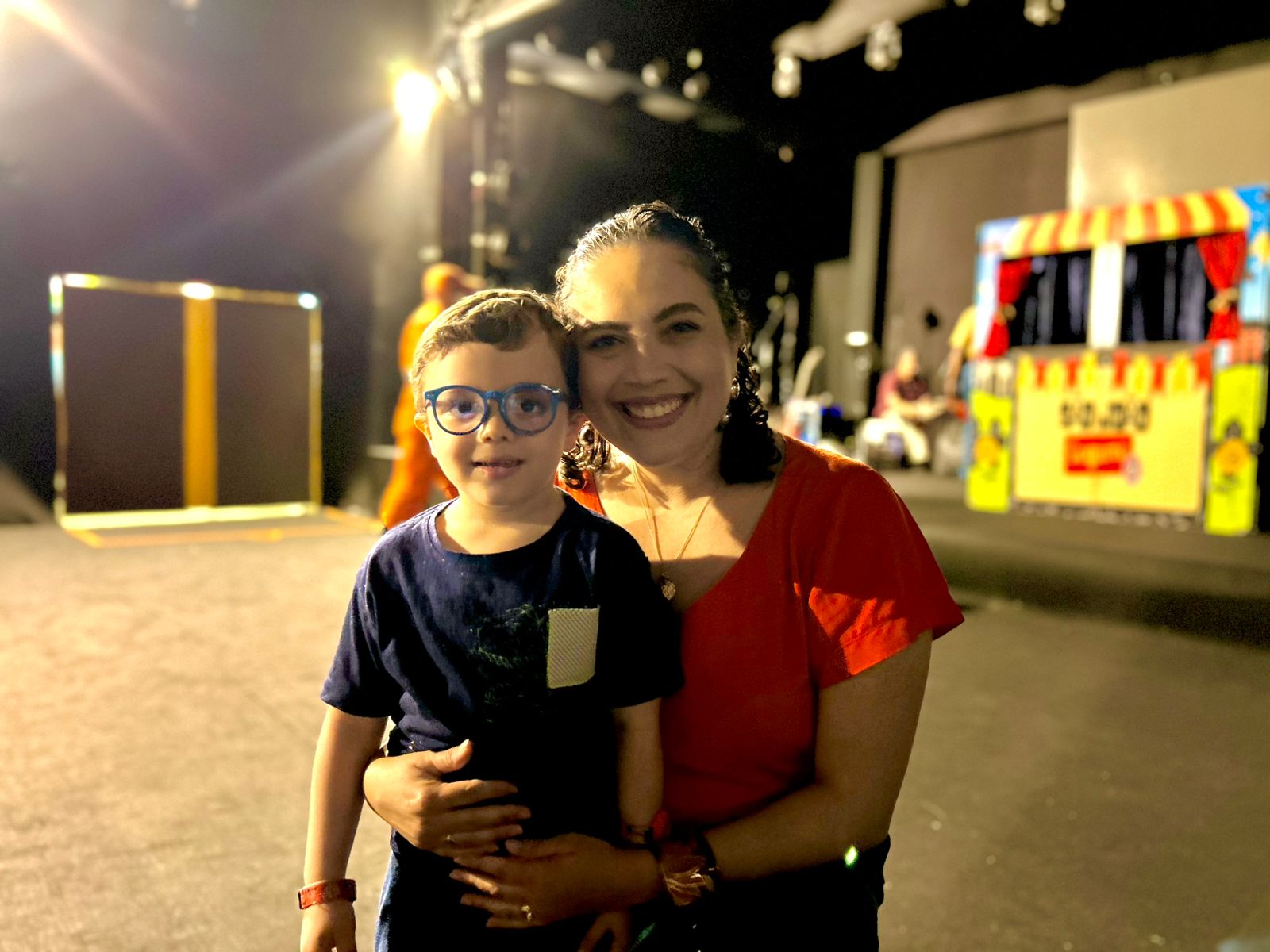 A advogada Rafaela de Santana trouxe o filho Fabinho e ressaltou a importância da programação para as crianças | Fotos: Laura Marcelino