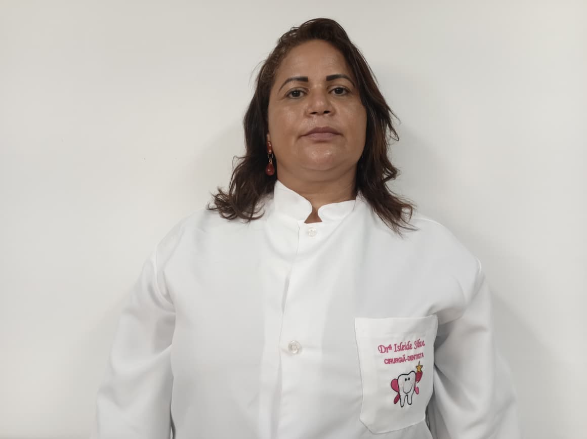 Cirurgiã-dentista Isleide Silva Ramos