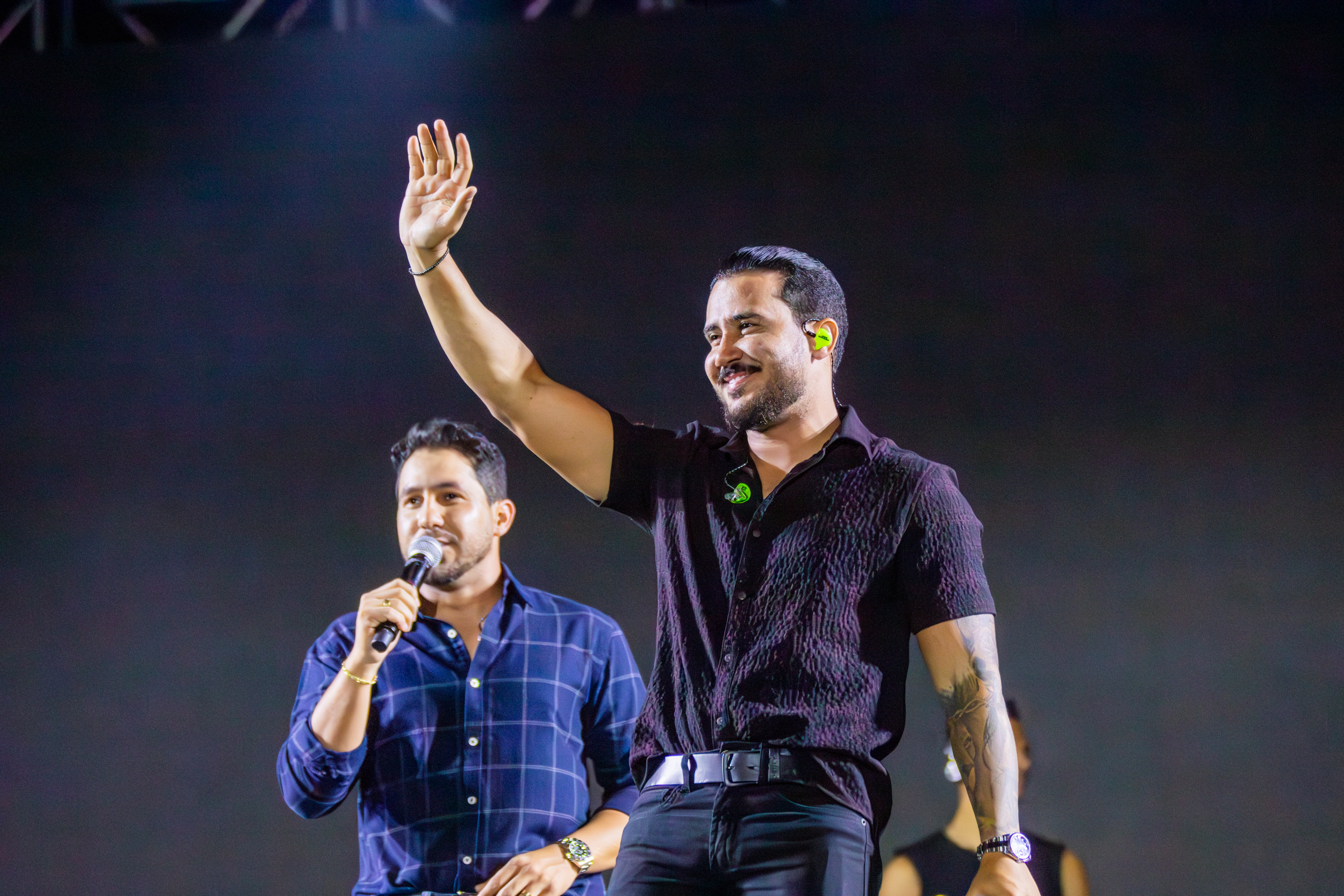 Iguinho e Lulinha, sergipanos de projeção nacional que também se apresentaram no palco do Arraiá do Povo / Foto: Diego Souza
