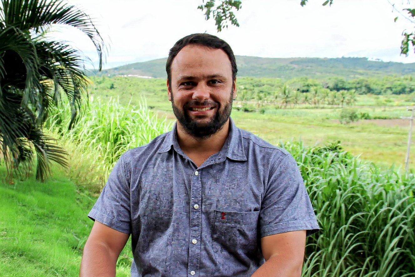 Diretor de Irrigação da Coderse, Júlio Leite afirma que assistência técnica agrícola incentiva a diversificação de culturas nos perímetros irrigados // Foto: Fernando Augusto /Ascom Coderse
