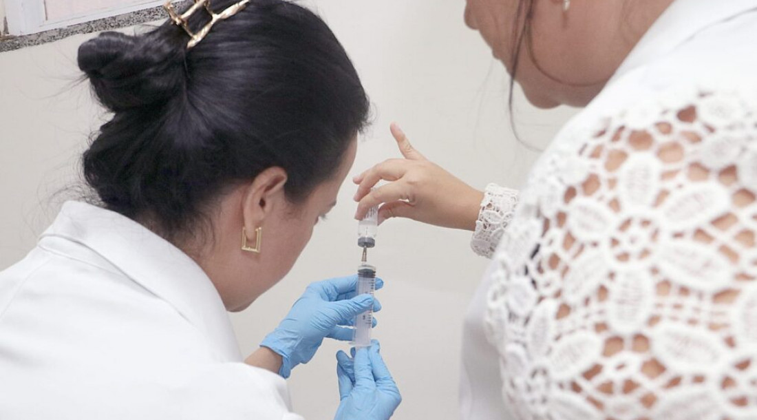 Estado prepara profissionais para aplicar método contraceptivo de forma adequada e segura / Fotos: Felipe Goettenauer