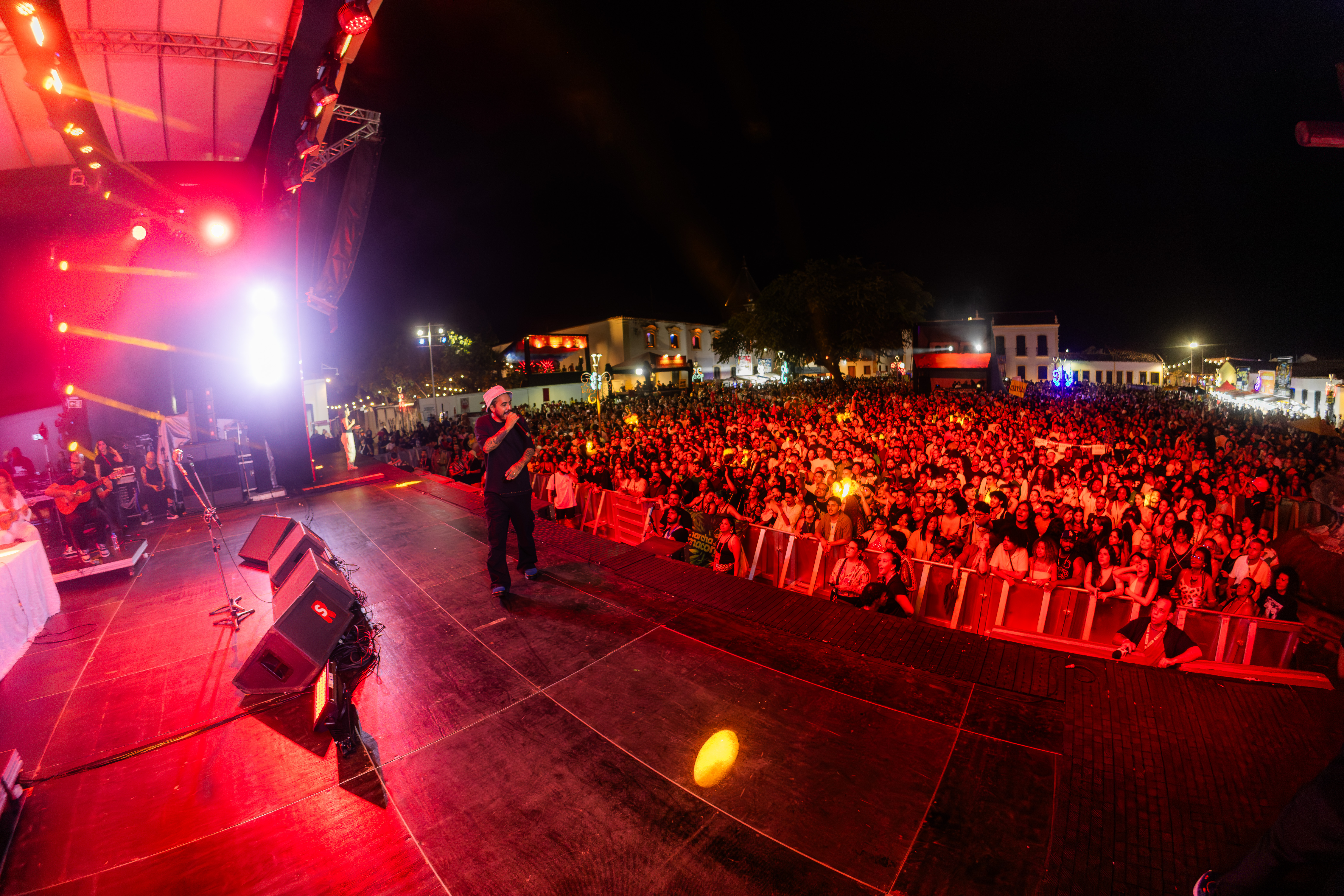 Marcelo D2 no palco João Bebe Água / Foto: Markus Mello