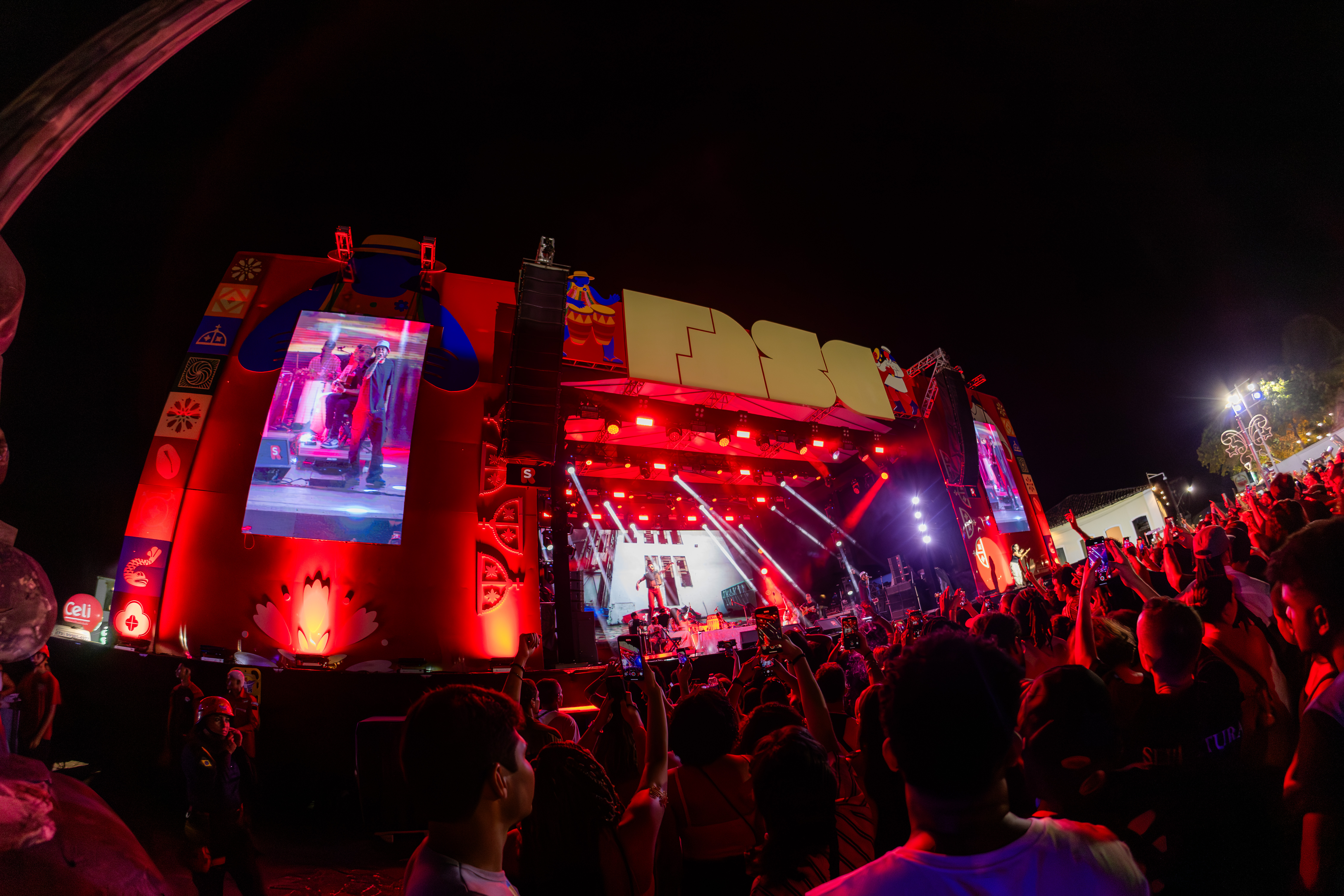 Marcelo D2 no palco João Bebe Água / Foto: Markus Mello