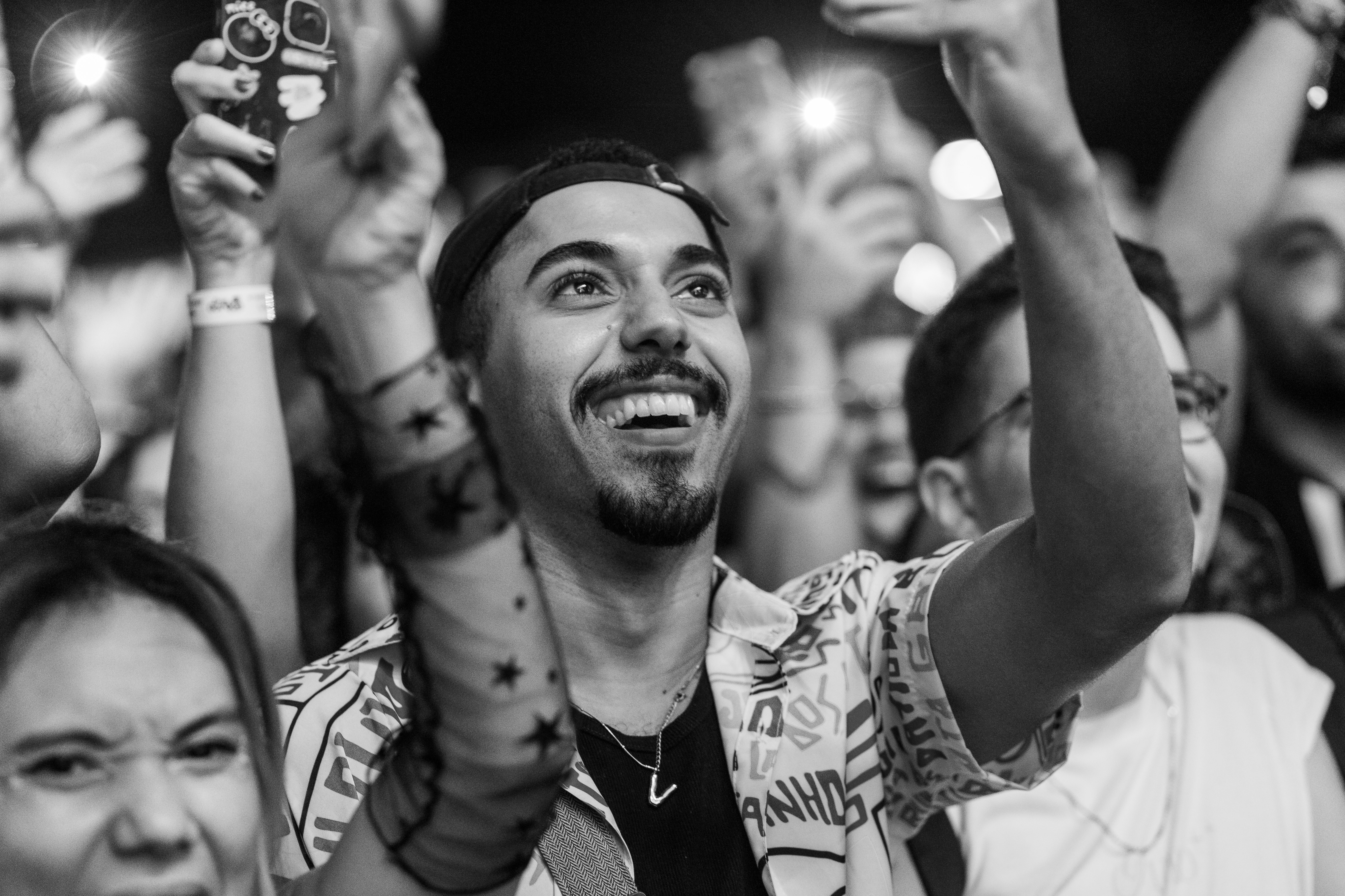 Público curte apresentação de Pabllo Vittar / Foto: Markus Mello