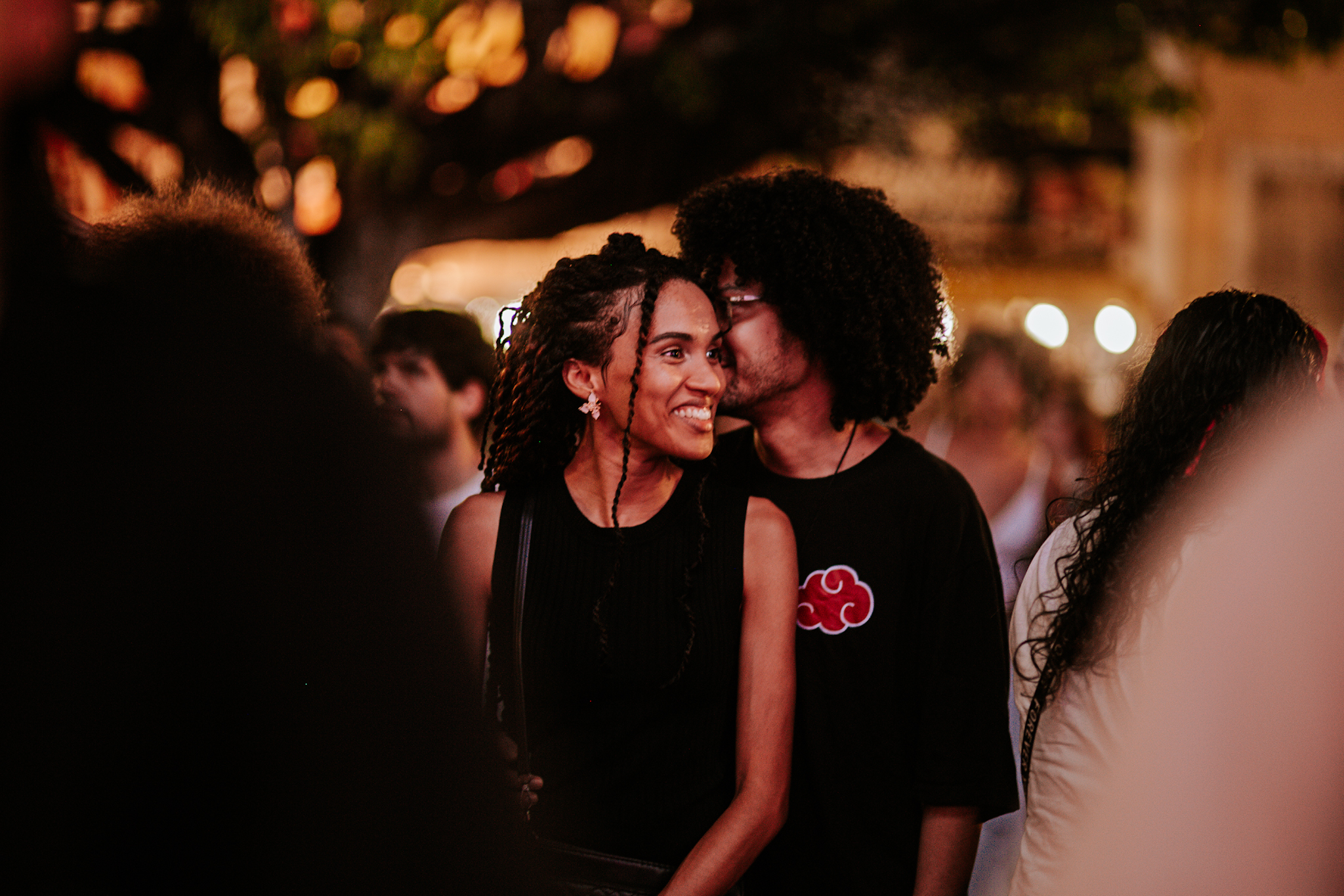 Público curte show 'Lau e eu' no palco Frei Santa Cecília / Foto: Júlia Rodrigues