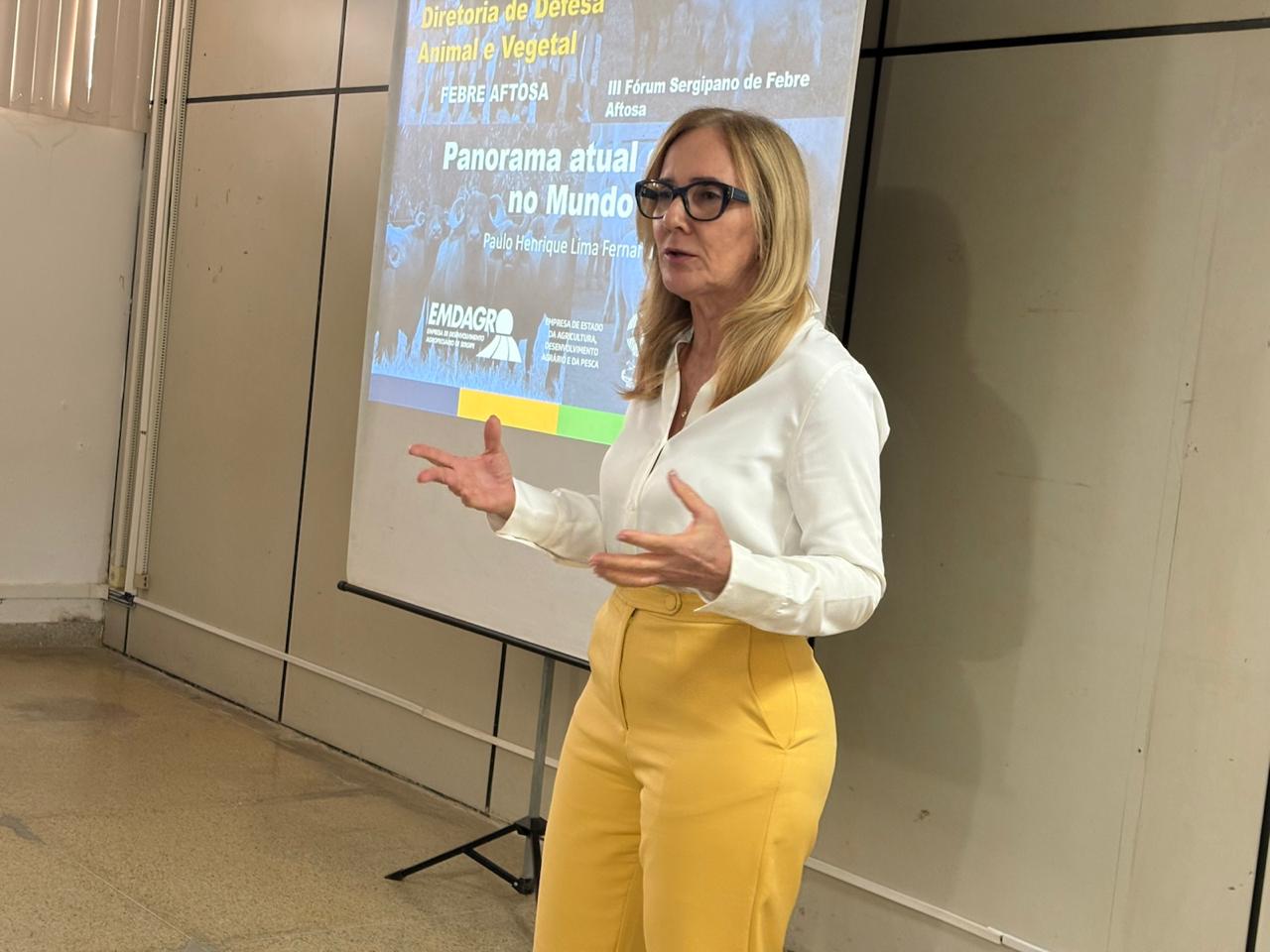 Aparecida Andrade, diretora de Defesa Animal | Fotos: Emdagro