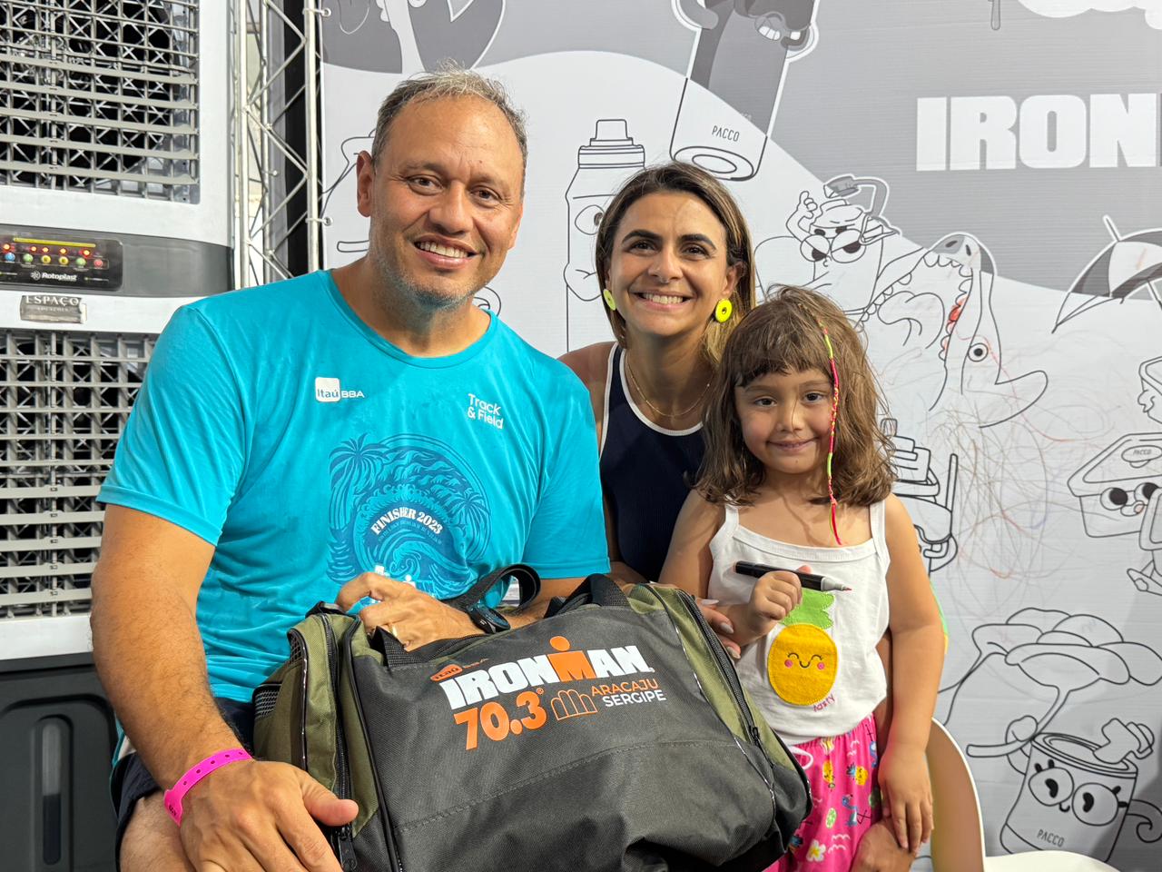Adria e Davi Costa