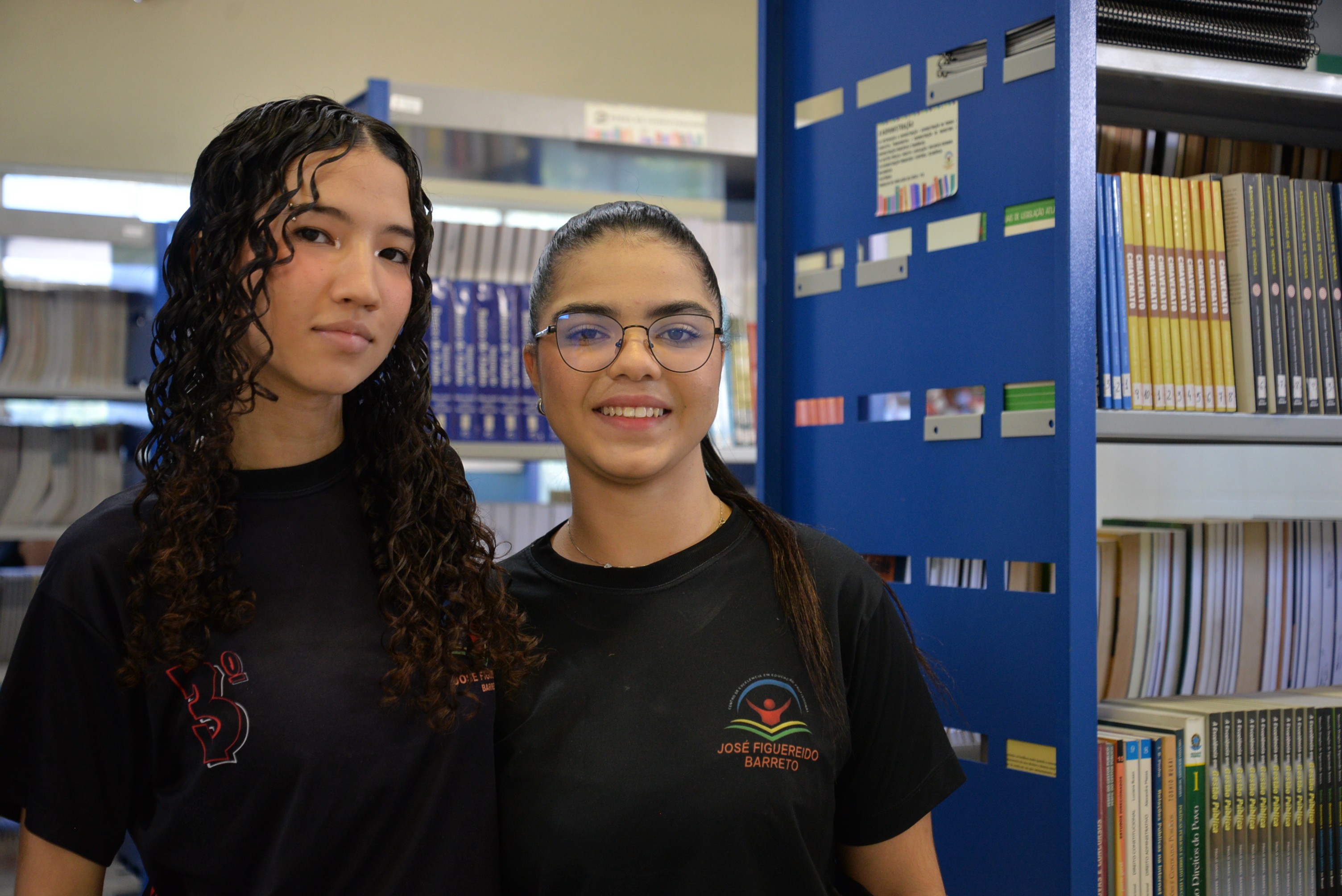 Estudantes Kauani Vieira da Silva Cardoso e Maria Clara Assunção Lemos